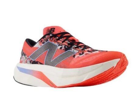 4 Pilihan Sepatu Lari New Balance yang Ringan dan Cepat Membuat Anda Melesat! Jelajahi Sekarang!