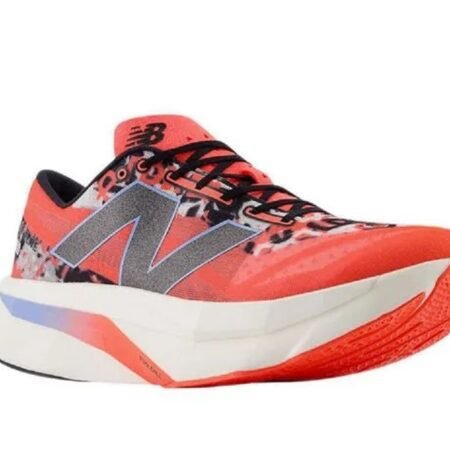 4 Pilihan Sepatu Lari New Balance yang Ringan dan Cepat Membuat Anda Melesat! Jelajahi Sekarang!